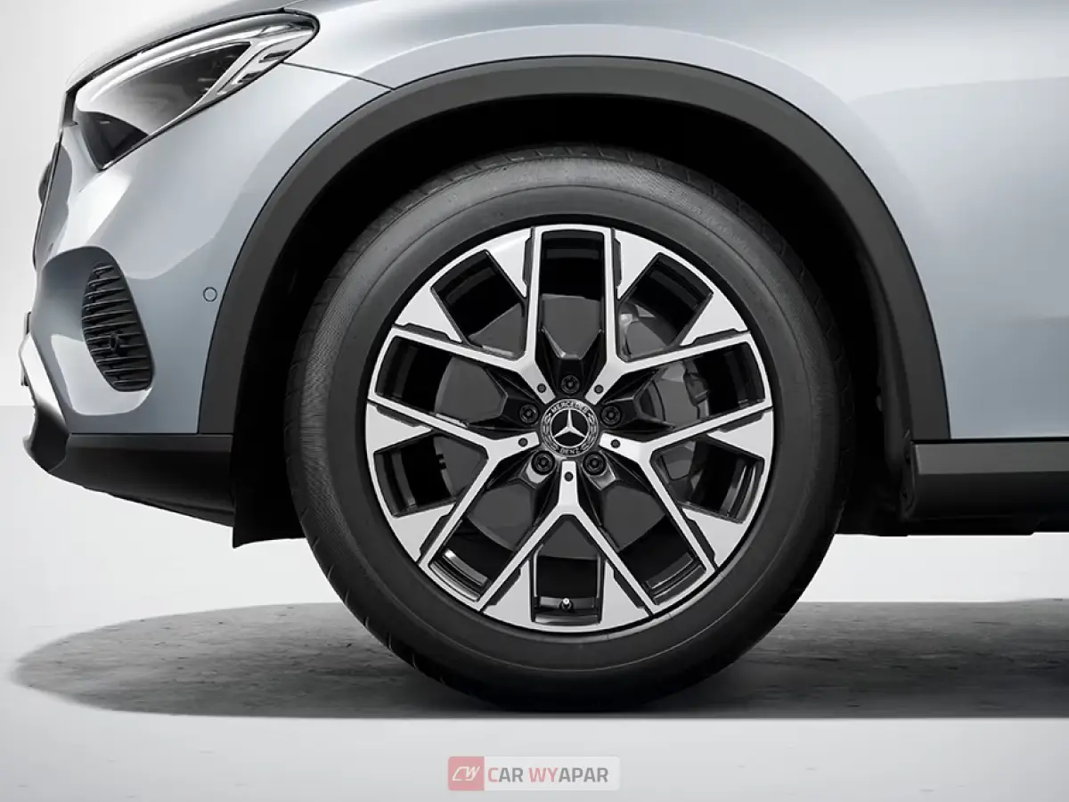 Mercedes-Benz GLC Top Feature